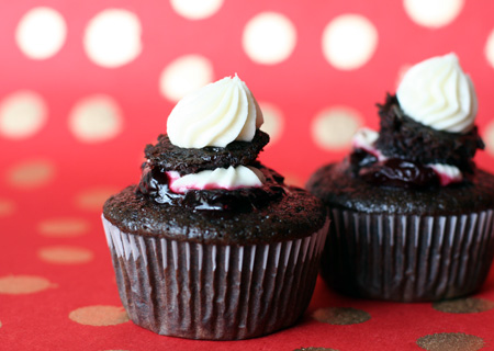 Black Cherry Chocolate Cupcakes Black Cherry Chocolate Cupcakes