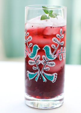 Fresh Blackberry Lemonade