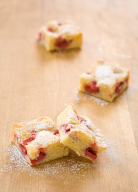 Strawberry Blondies