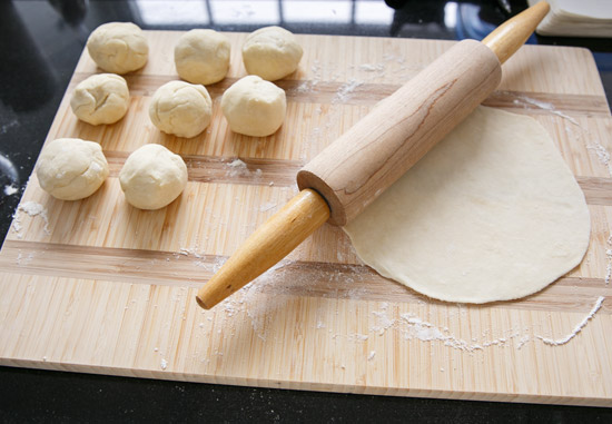 How to Make Homemade Flour Tortillas from