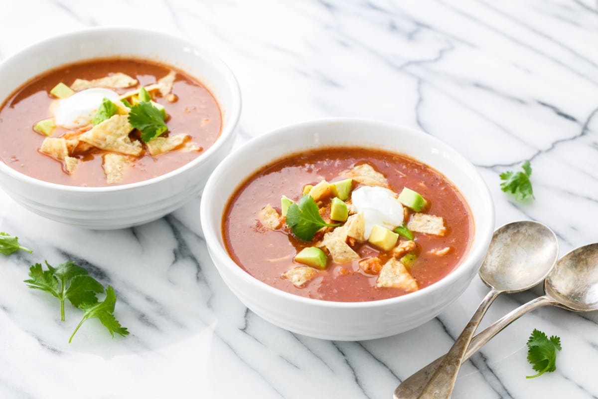 Slow Cooker Chicken Tortilla Soup