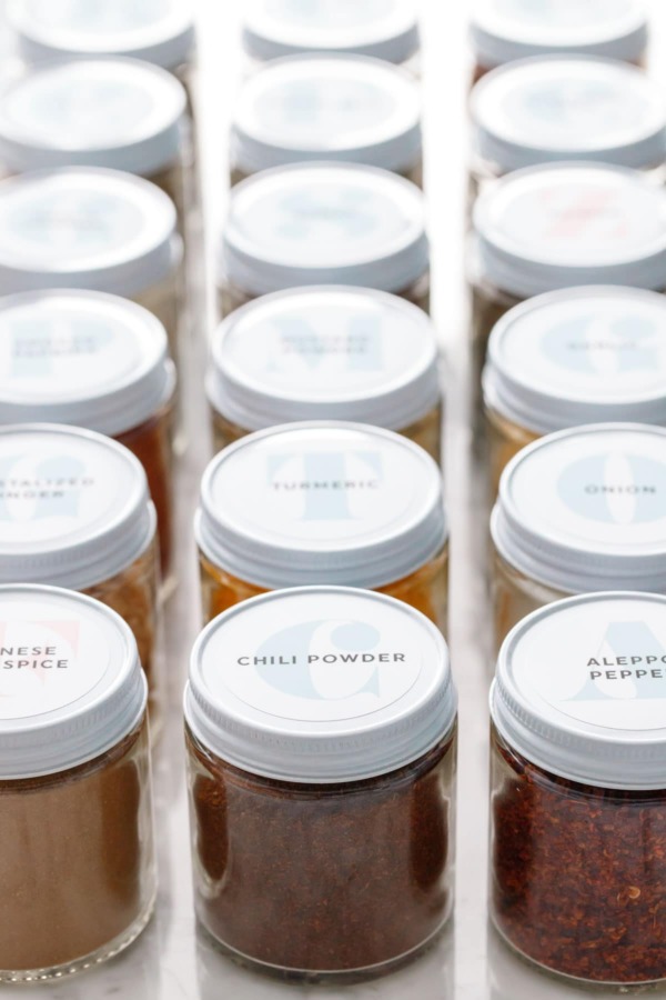FREE Printable Spice Jar Labels (plus tips & tricks for spice organization)
